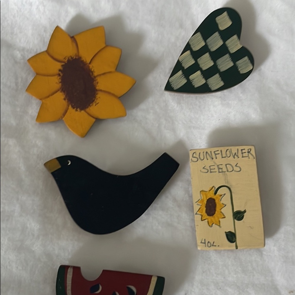 Adorable button covers!